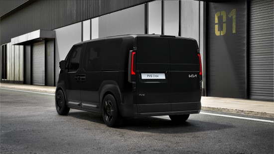 „Kia PV5 Crew Van“: nuo dviviečio krovininio iki penkiaviečio keleivinio furgono vienu svirties paspaudimu