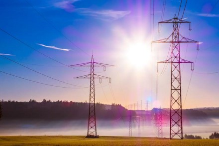 Fiksuotos elektros kainos planų tarifai nepakito