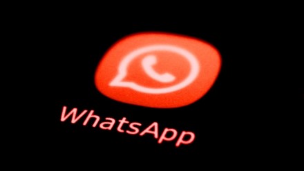 Europos Komisija mano, kad „WhatsApp“ prieigos prie konkurentų DI mokestis yra lygiavertis draudimui