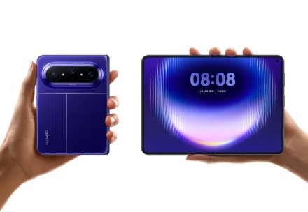 „Huawei Pura X Max“ – plačių „atverčiamų“ telefonų pionierius