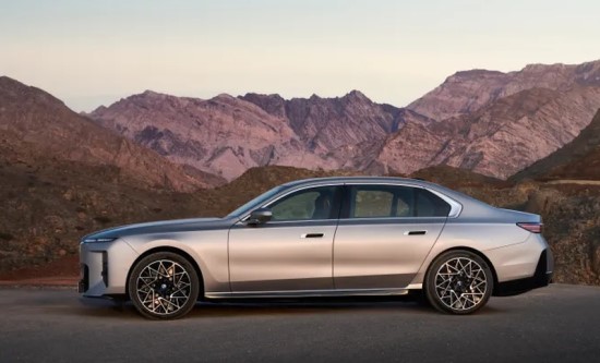 BMW pristatė flagmanų 7 seriją ant „Neue Klasse“ platformos