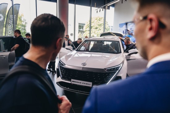 „MGS9 PHEV“