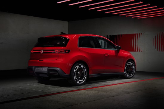 Koks turi būti elektrinis GTI? „Volkswagen“ pateikia efektingą atsakymą Koks turi būti elektrinis GTI? „Volkswagen“ pateikia efektingą atsakymą