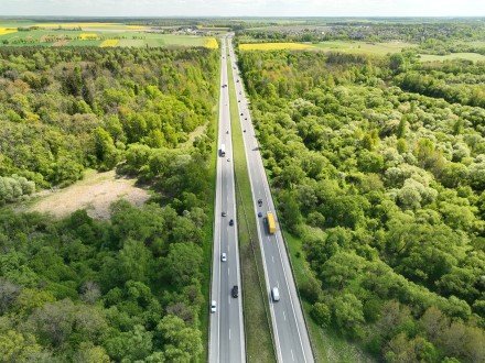 Kokiais sprendimais išsiskirs naujoji kelių rinkliavos sistema „Via Toll“?