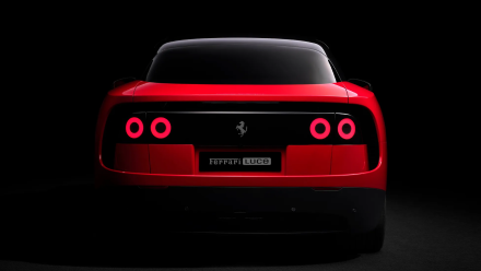 „Ferrari Luce“ – pirmasis legendinio prekės ženklo elektromobilis