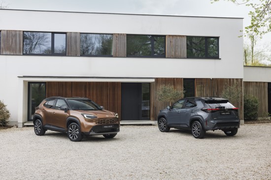 Naujasis „Toyota Yaris Cross“ atvyksta į Lietuvą