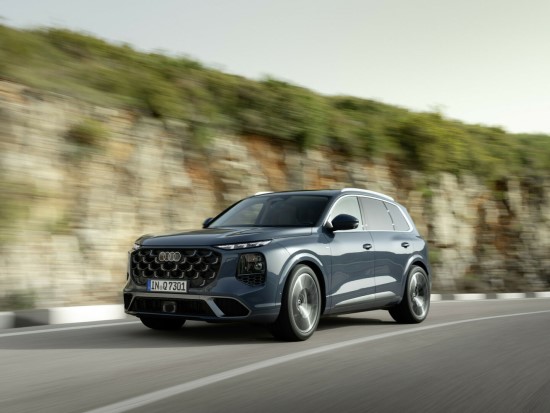 „Audi“ pristato naujos kartos Q7: komforto ir universalumo etalonas žengia į skaitmeninę erą „Audi“ pristato naujos kartos Q7: komforto ir universalumo etalonas žengia į skaitmeninę erą