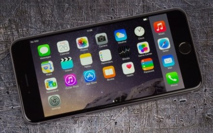 „iPhone“ kaltinami dėl gimstamumo mažėjimo „iPhone“ kaltinami dėl gimstamumo mažėjimo